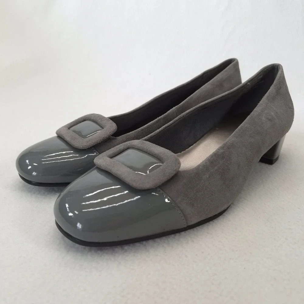David Tate Gray Suede Low Block Heel Buckle Pumps Round Toe Shoes Size 9